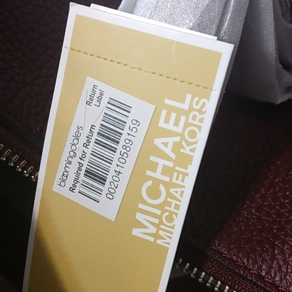 Michael Kors Large Hobo Bag - Picture 5 of 7